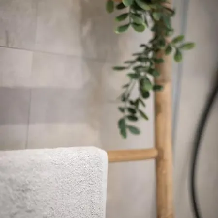 Entierement Neuf Avec Terrasse Privative ! Daire *