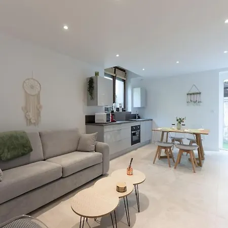 Entierement Neuf Avec Terrasse Privative ! Daire